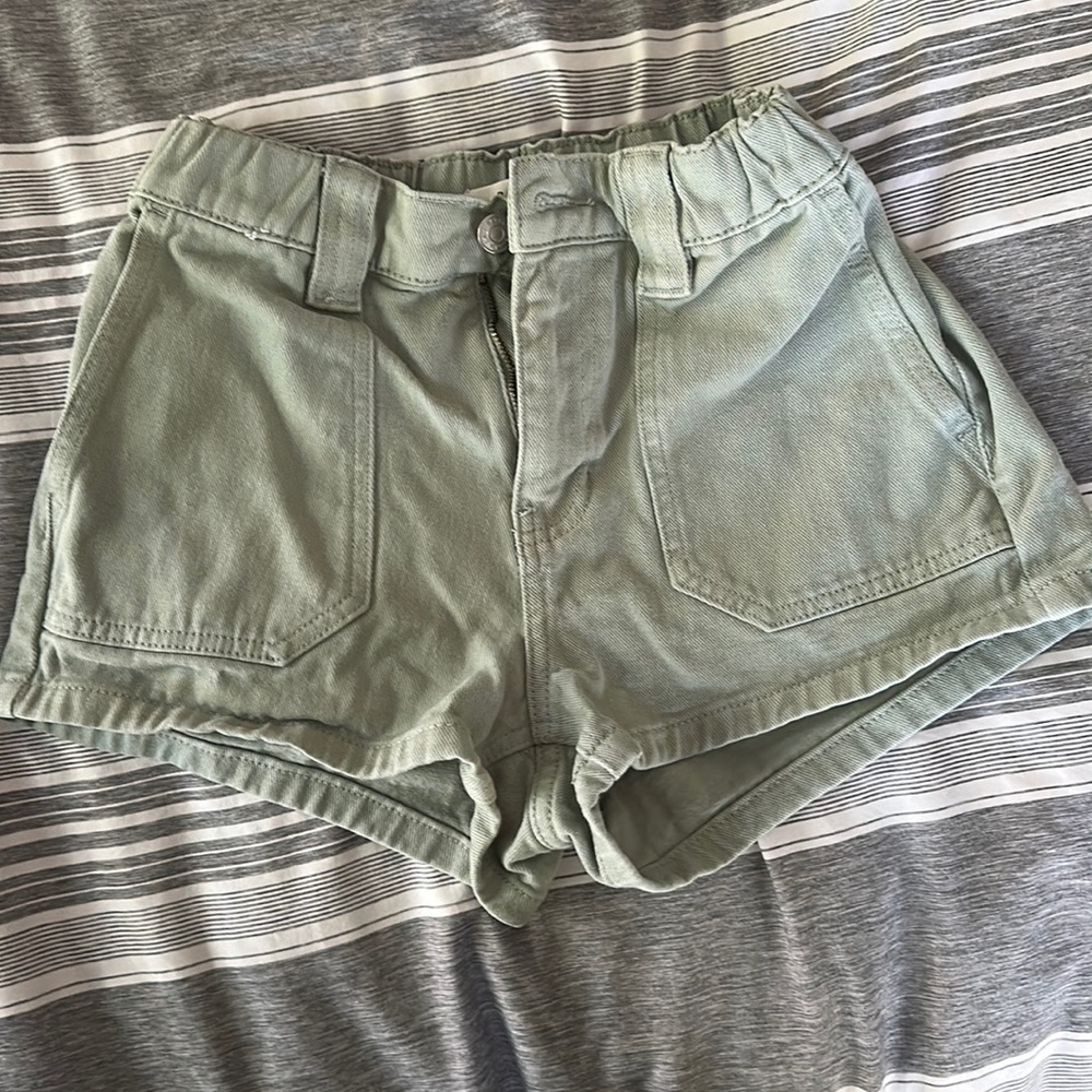 Pacsun elastic waist shorts. Green xs